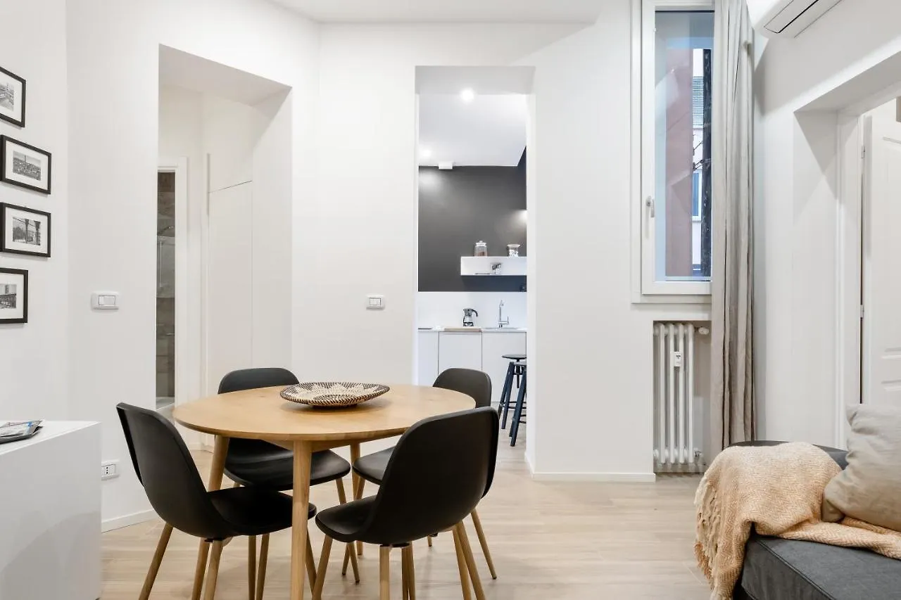Piazza Maggiore White Apartment Bologna