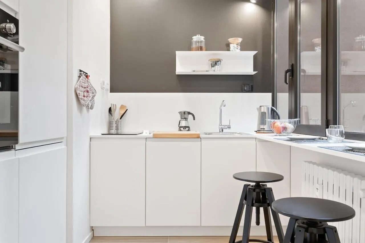Piazza Maggiore White Apartment 볼로냐 이탈리아